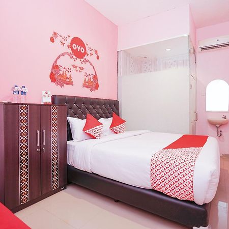 Hotel O Juanda Near Terminal International Juanda Brebek Екстериор снимка