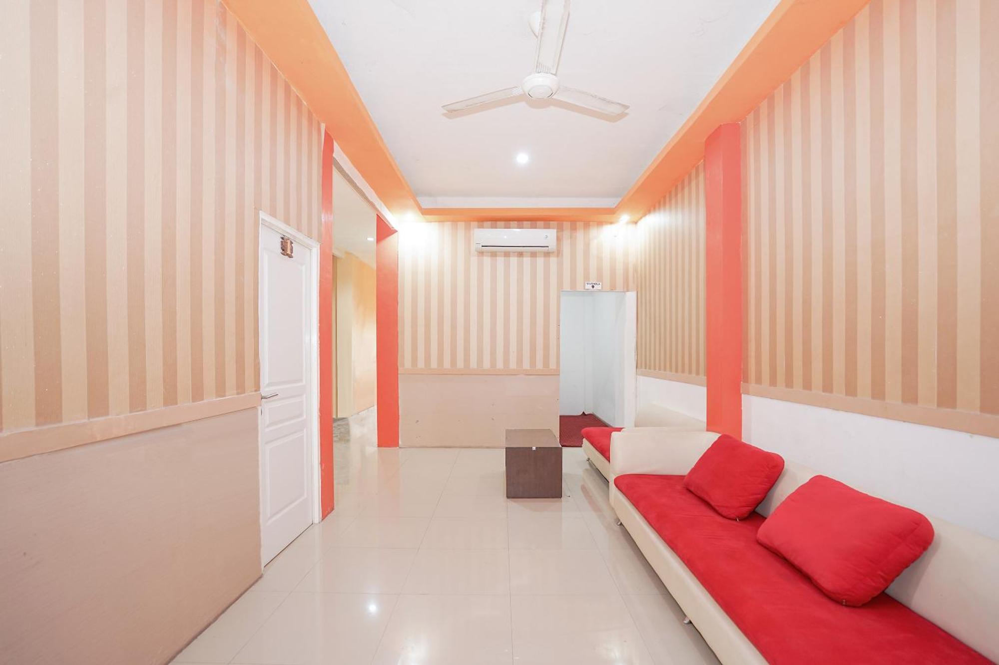 Hotel O Juanda Near Terminal International Juanda Brebek Екстериор снимка