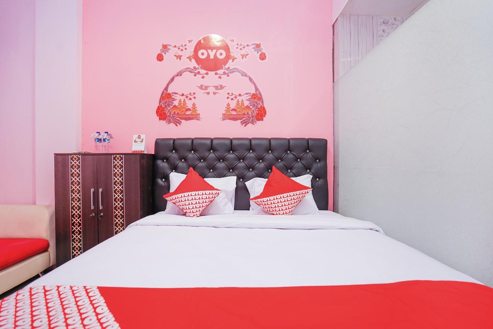 Hotel O Juanda Near Terminal International Juanda Brebek Екстериор снимка