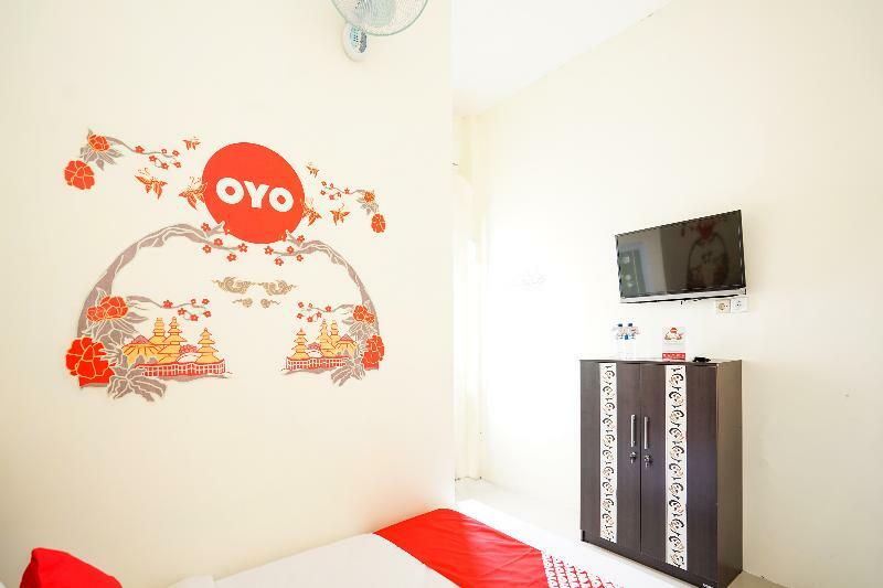 Hotel O Juanda Near Terminal International Juanda Brebek Екстериор снимка